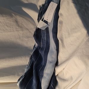 CHRISTOPHER and BANKS scarf